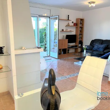 Casa Suzi ,con Piscina,barbacoa Y Wifi Holiday home